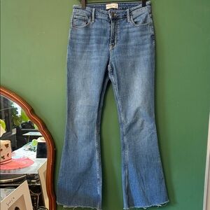 Abercrombie & Fitch The Flare Ultra High Rise Womens 28 Raw Hem Jeans Boho S